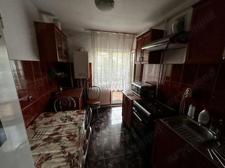 Inchiriez apartament 2 camere, Turda, zona centrala - 1