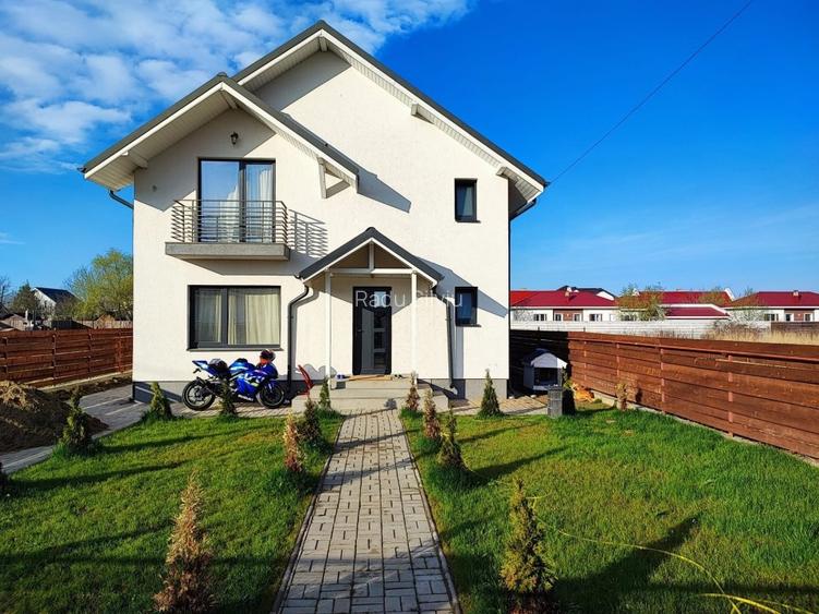 Vila Individuala 200Mp si Teren 800Mp complet mobilata si utilata/Direct Proprie