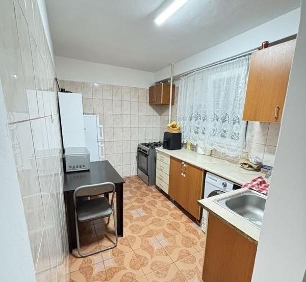 Sector 4, Apartament 2 camere 10-15 minute de Metrou M2 Eroii Revolutiei - 5