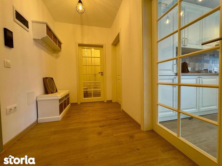 Apartament cu 3 camere, mobilat în Avantgarden