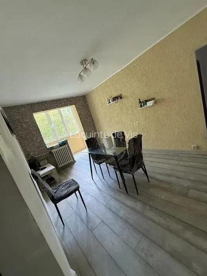 Apartament 3 camere Apartament 3 camere