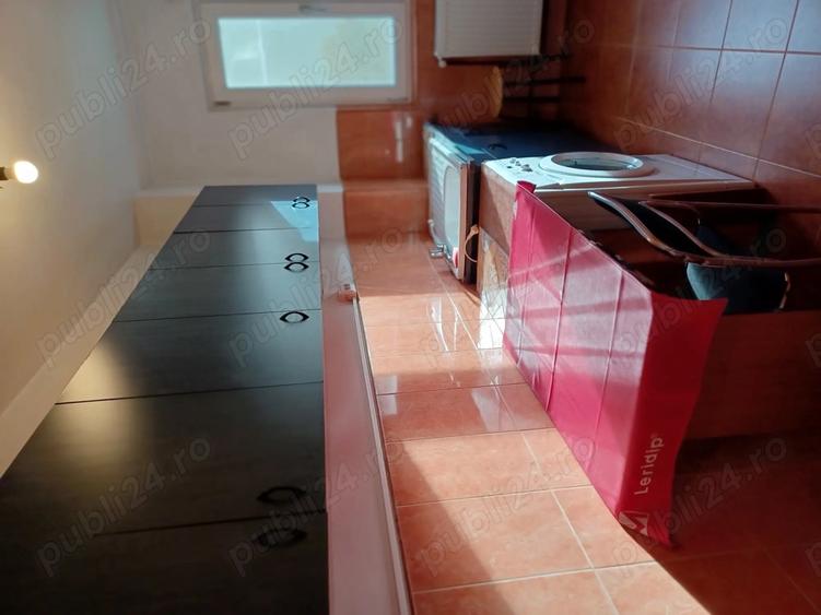 Proprietar inchiriez apartament decomandat,1 camera, baie, bucatarie central, Medicina - 2