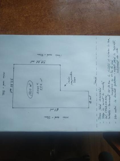 Vând teren intravilan 1800 metri pătrați - 1