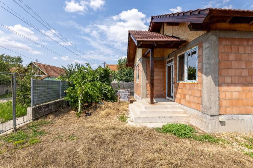 Casa cu 3 camere la rosu, in Vladimirescu  de vanzare - 3