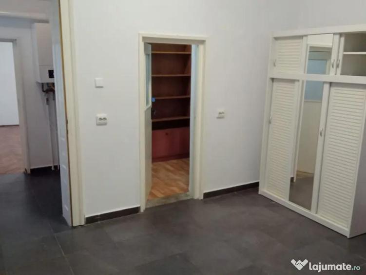 Casa cu 2 camere, suprafata de 70 mp, in zona Grivitei - 12