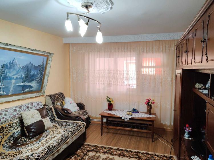 Anunt vanzare apartament 2 camere-3 prin extindere - 2