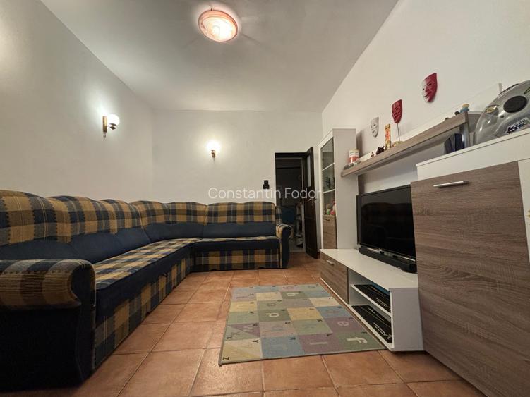 Apartament cu 3 camere decomandat, mobilat în Centrul Istoric