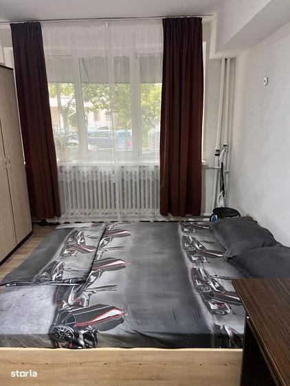 Inchiriere Garsoniera Zona George Enescu - 1