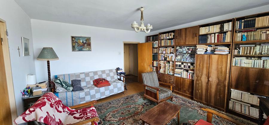 Vanzare -3 camere - Pantelimon - Piata Delfinului- Sector 2 - 12