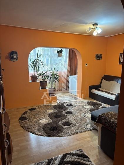 Apartament cu 1 camera, decomandat, etaj intermediar,centrala Soarelui - 2