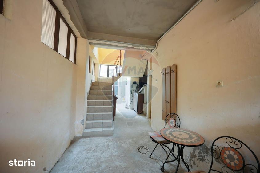 Casa / Vila cu 3 camere de vanzare in zona Centrala- Parcul Bratianu - 2