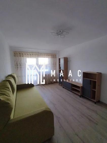 Apartament cu 4 camere decomandat, mobilat în Vasile Aaron