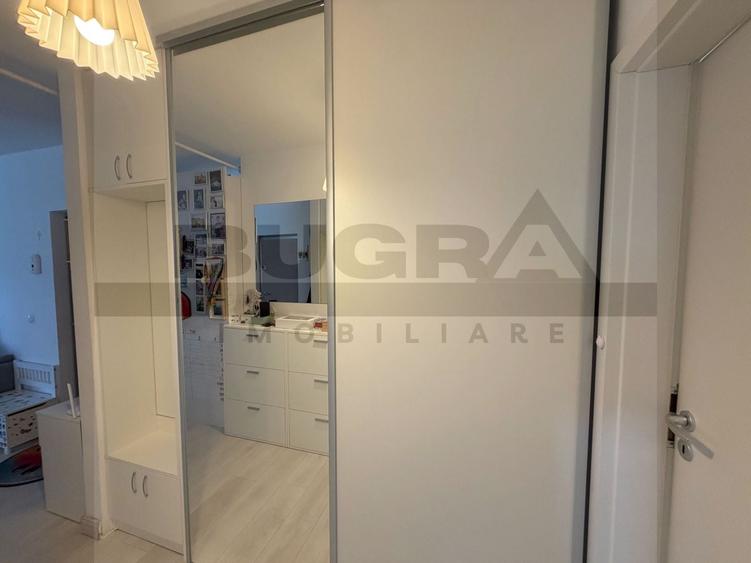 Apartament cu 3 camere decomandat în Europa