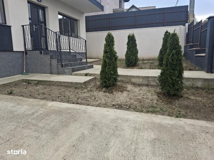 Casă cu 4 camere în Bucium