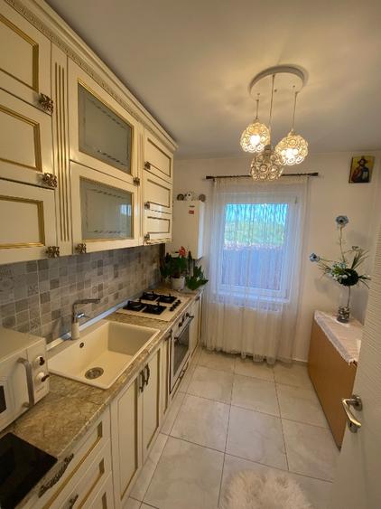 Apartament cu 2 camere decomandat în Bucium