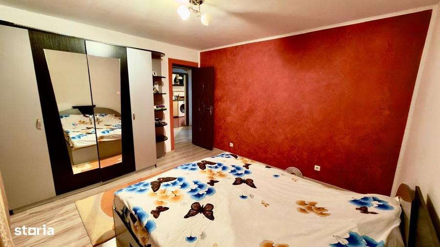 Casă cu 3 camere în Vânători