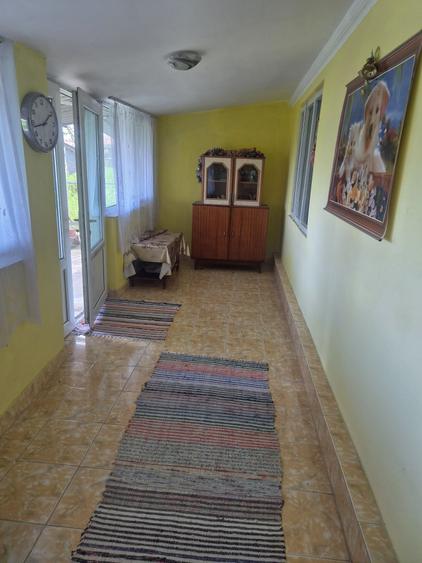 Casă cu 4 camere în Sălcioara