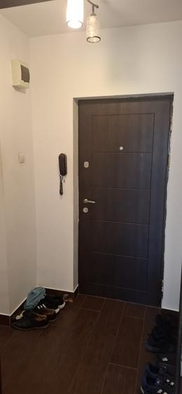 Apartament decomandat în Teiul Doamnei