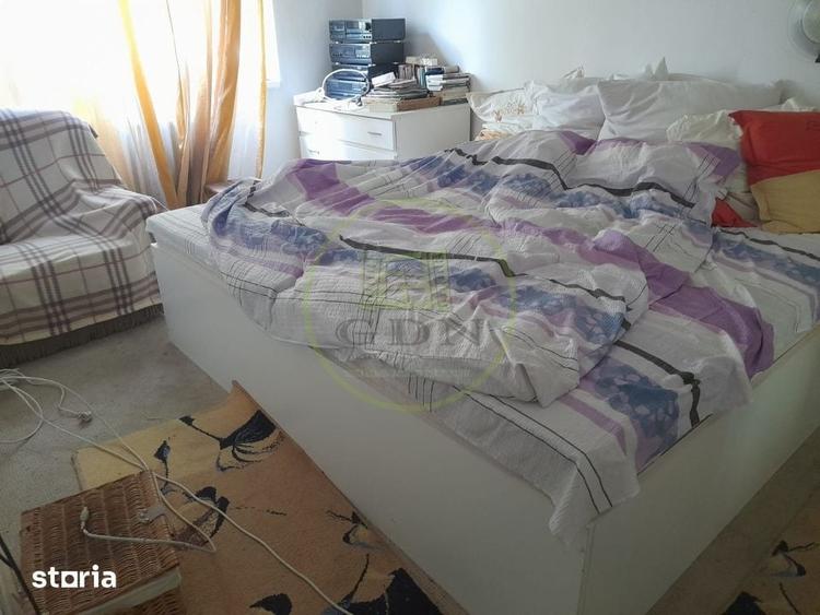 Apartament cu 4 camere decomandat în Central