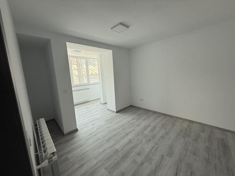 Spațiu comercial, de 100 mp, în Ultracentral