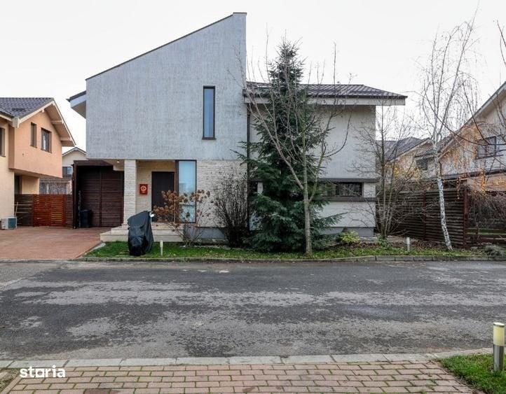 Casă cu 4 camere în Balotești