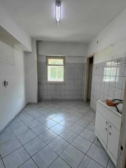 Apartament cu 2 camere decomandat în Tomis II