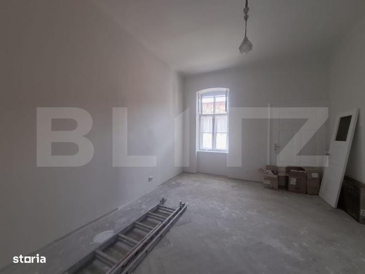 Apartament cu 4 camere în Centrul Istoric