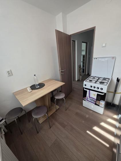 Apartament cu 2 camere decomandat în Circumvalațiunii