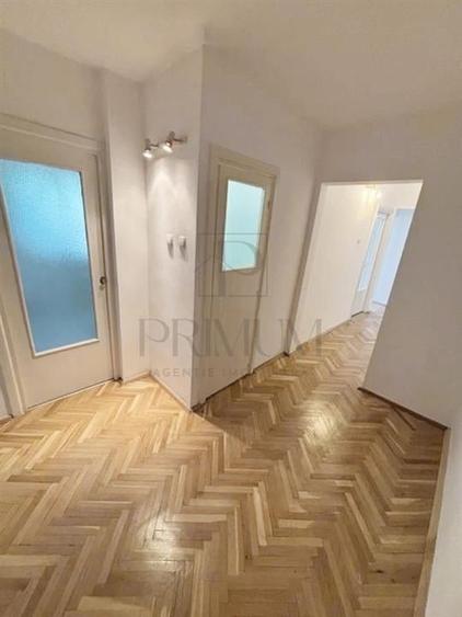 SAGUNA - 3 Cam - Decom - Centrala Proprie - 2 Bai - 3 Boxe - Garaj - ETAJ 1 - 6