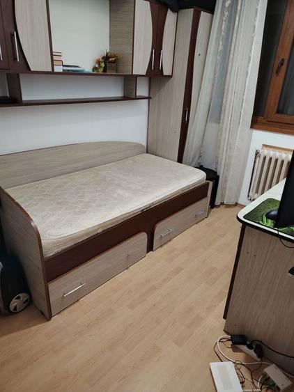 Inchiriez apartament 3 camere - 5