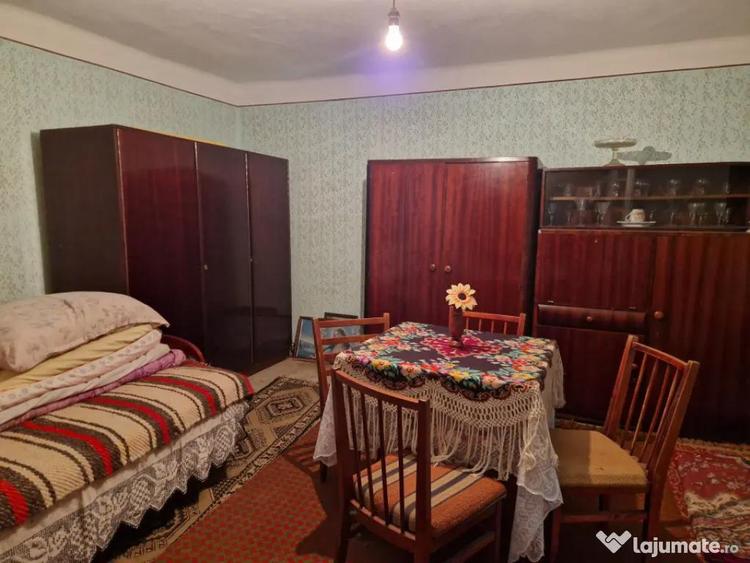 Casa veche cu teren generos sat Mogo?e?ti, com. Satu - 14