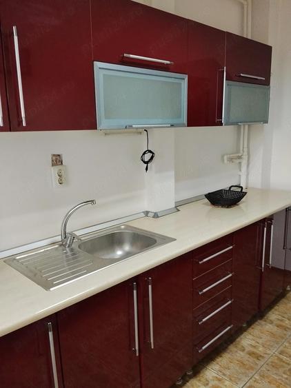 Inchiriez apartamente 2camere - 2