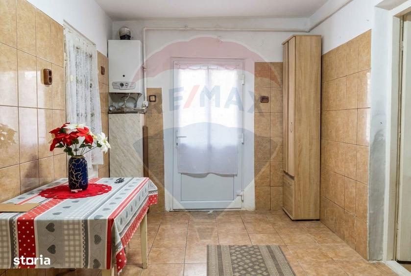 Apartament cu 2 camere in curte comuna - str. Ana Ipatescu - 10