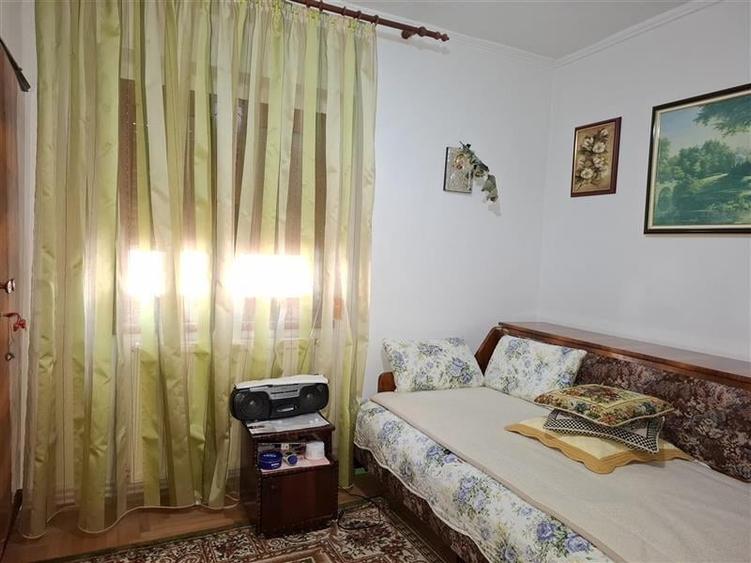 Apartamnet 2 camere, transformat in 3 camere, parter, Longinescu - 6