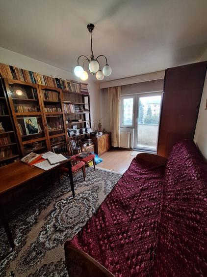 2 camere decomandat + 2 balcoane, Aleea Dobrogei nr.5 - 2