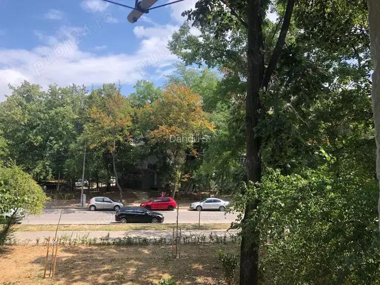 Vand apartament 3 camere Tiglina I - 1