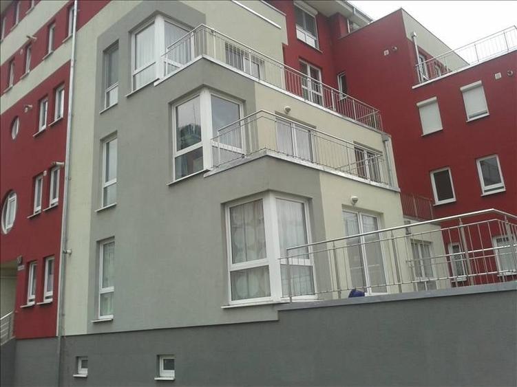 de inchiriat Apartament 3 camere Avantgarden 1 - 12