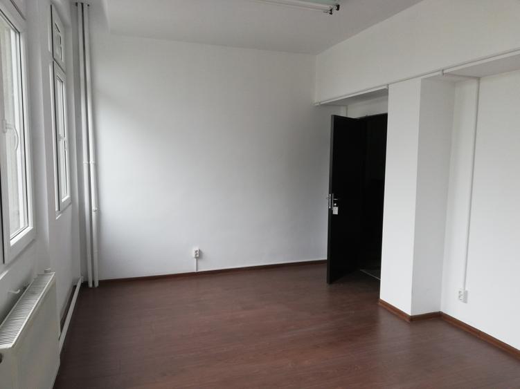 Basarabia, spatiu birou - suprafata 41 mp - 2