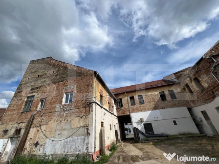 Hotel cu 44 camere, renovabil, pozi?ionat ultracentral - 17