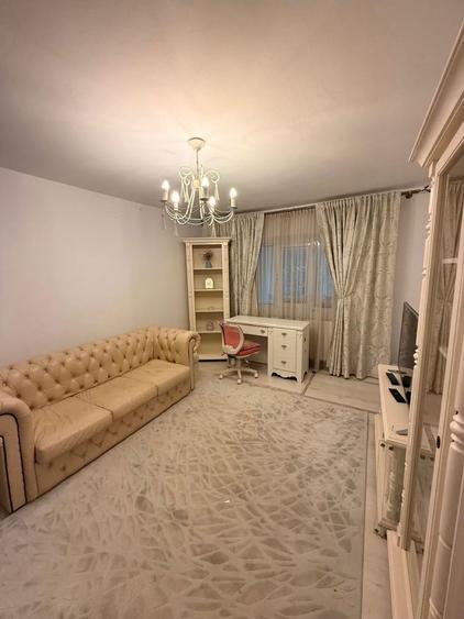 Ofer spre inchiriere apartament cu 3 camere, elegant. Pret: 920 euro - 7