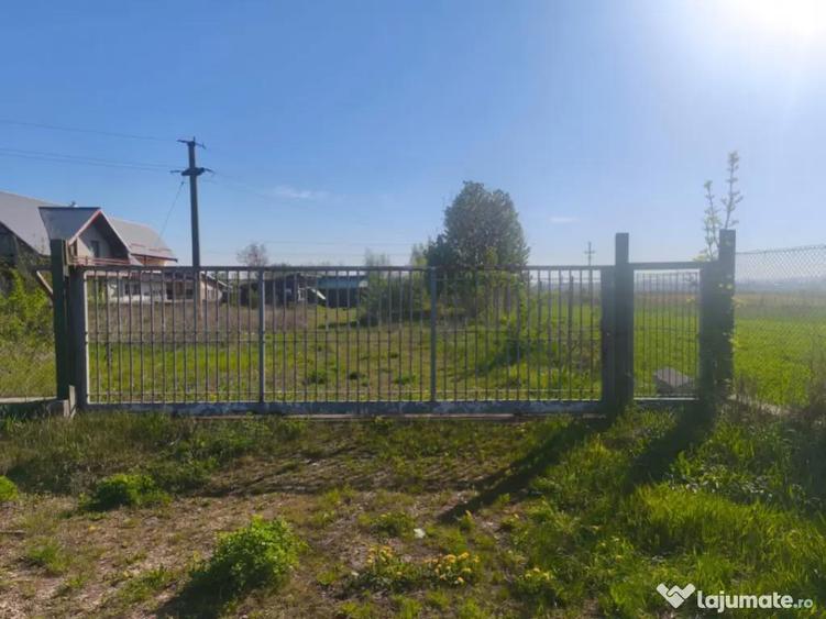 Teren intravilan, 2500mp, front 20ml, Radauti - 1