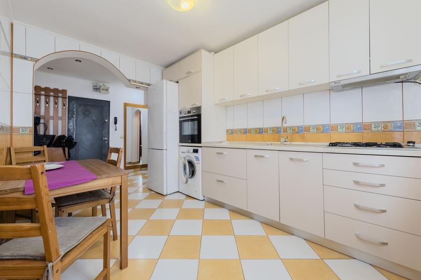 Romancierilor, Deasupra Metrou Decom, comision 0, contract ANAF, et. 9/10 - 1