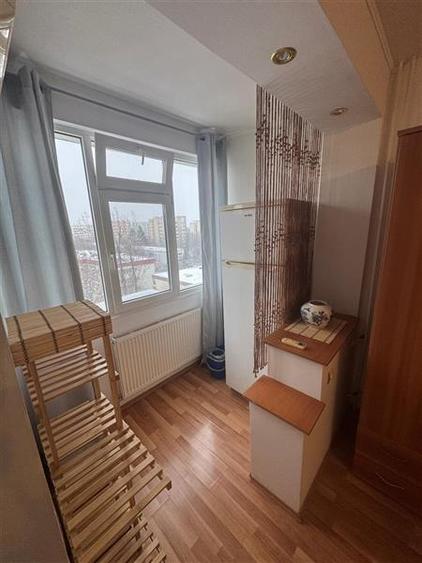 Garsoniera  Semidecomandata Aparatorii Patriei-Turnu Magurele - 4