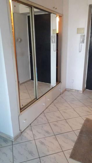 Inchiriez garsoniera 40 m2 zona centrala Bucuresti str A Vlahuta S 3 - 6