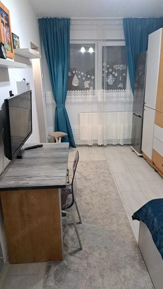 inchiriez Garsoniera. in Ploie?ti - 1