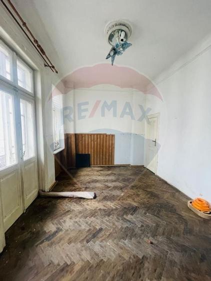 Casă / Vilă Piata Unirii - 3