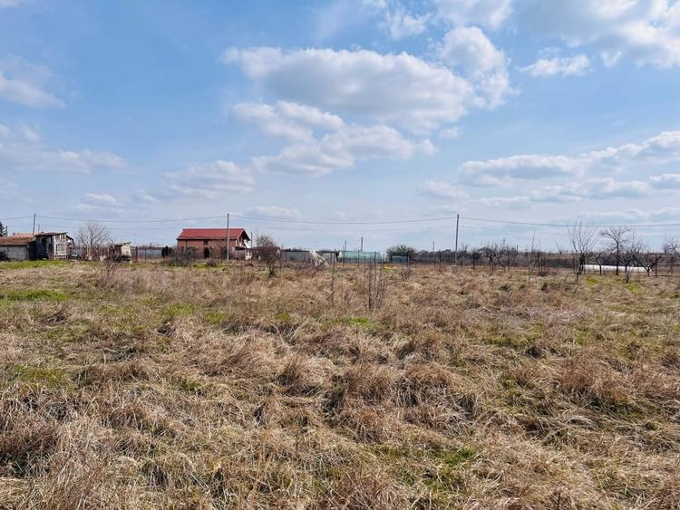 Teren intravilan, 2 parcele, 815 mp, utilitati, Preajba - zona Smart Pub - 10