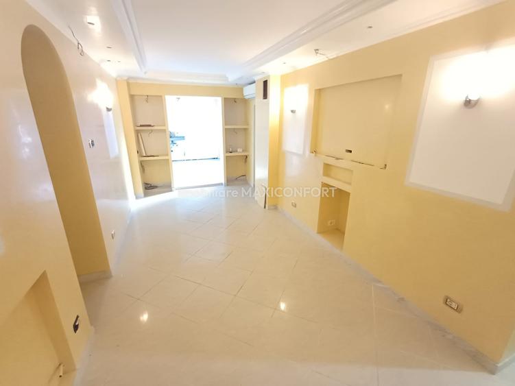 Vanzare apartament 2 camere, St = 82,50mp - 2