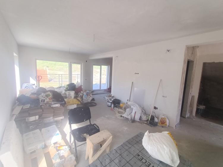 Casa individuala 5 camere in Popesti , 120 mp utili, teren 500 mp - 5