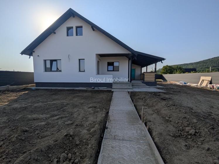 Casa cu vedere spre padure! Hemeiusi - incalzire pardoseala